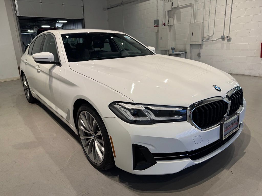 Used 2023 BMW 530i xDrive w/ Premium Package AWD/4WD image 10