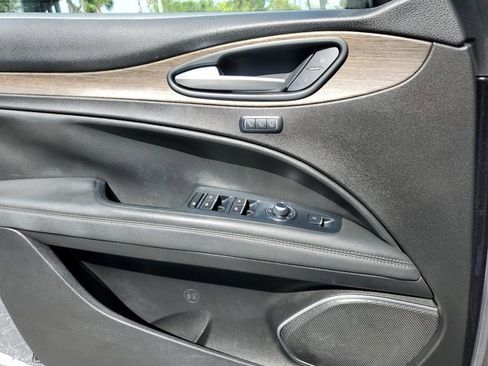 Used 2018 Alfa Romeo Stelvio Ti image 30