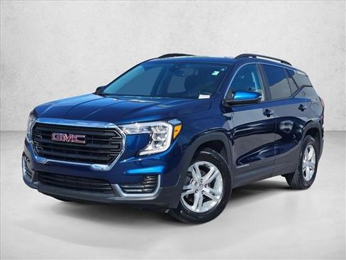 Used 2022 GMC Terrain SLE w/ Driver Convenience Package image 1