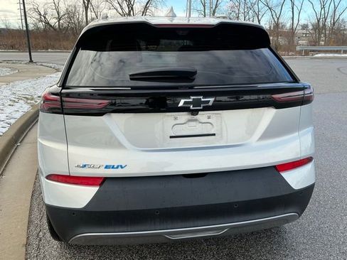 Used 2022 Chevrolet Bolt EUV Premier w/ Sun & Sound Package image 10