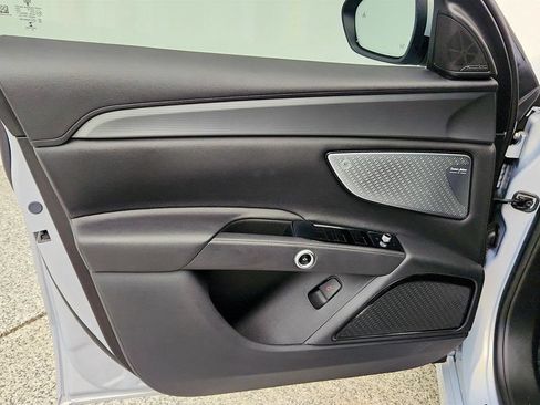 Used 2023 Maserati Grecale GT AWD/4WD image 10