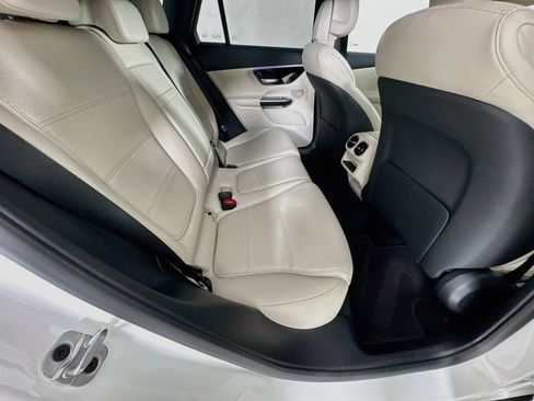 Certified 2026 Mercedes-Benz GLC 300 4MATIC image 27