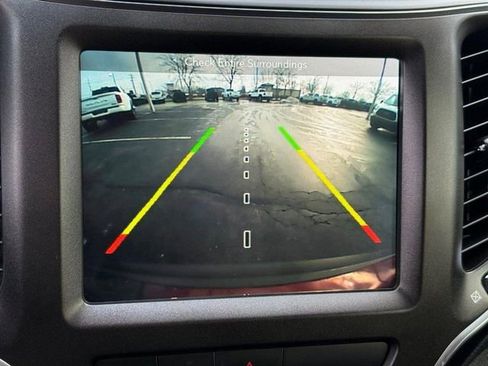 Used 2019 Jeep Cherokee Trailhawk w/ Cold Weather Group image 25