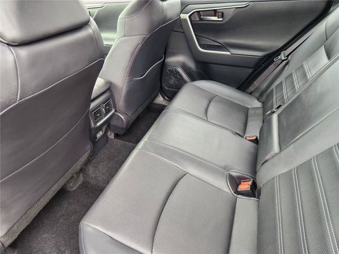 Used 2024 Toyota RAV4 Limited w/ Advanced Technology Package AWD/4WD image 33