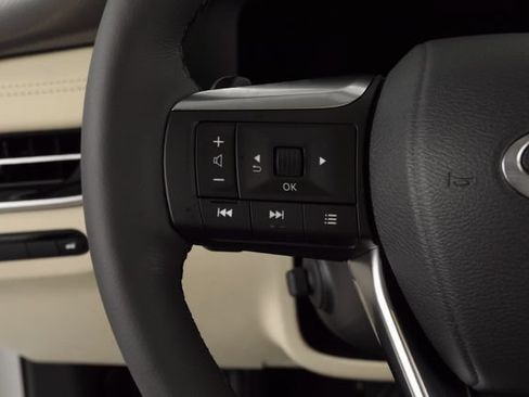 Used 2025 INFINITI QX60 Luxe AWD/4WD image 30