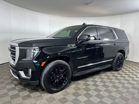 Used 2021 GMC Yukon SLT w/ SLT Premium Package AWD/4WD image 7