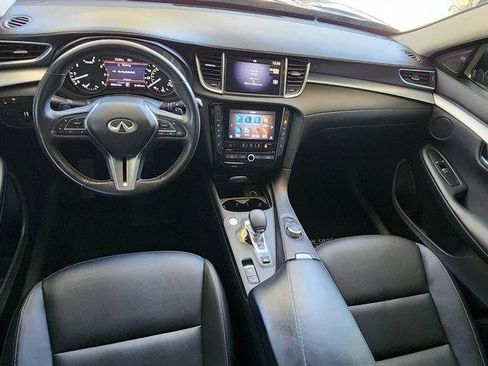 Used 2021 INFINITI QX50 Luxe image 17