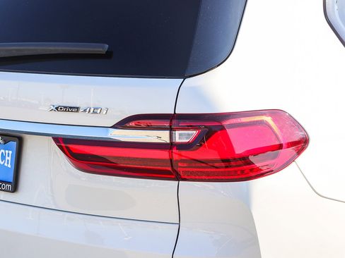 Used 2021 BMW X7 xDrive40i w/ Premium Package image 10