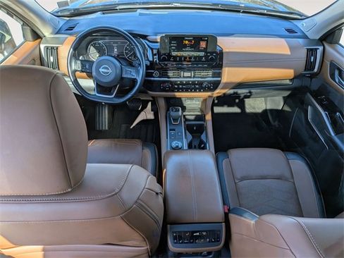 Certified 2023 Nissan Pathfinder Platinum w/ Cargo Package image 29