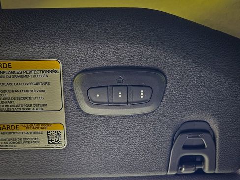 Certified 2026 Jeep Wrangler Sport AWD/4WD image 27
