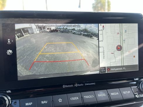 Certified 2023 Kia Seltos EX image 25