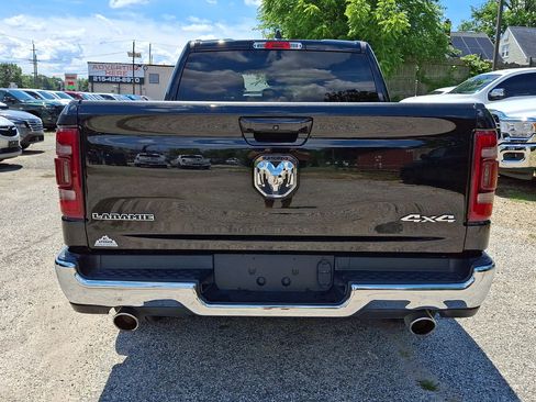 Used 2024 RAM 1500 Laramie AWD/4WD image 4
