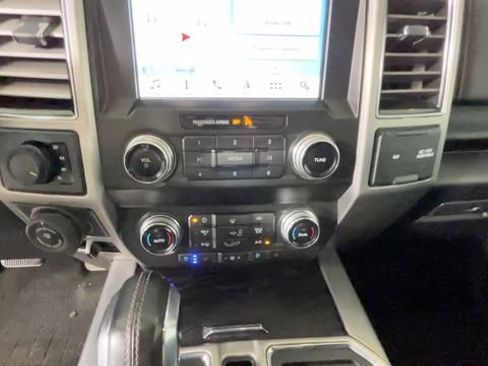 Used 2019 Ford F150 Platinum w/ Equipment Group 701A Luxury AWD/4WD image 28