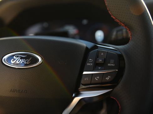 New 2026 Ford Explorer ST-Line w/ ST-Line Street Pack image 28