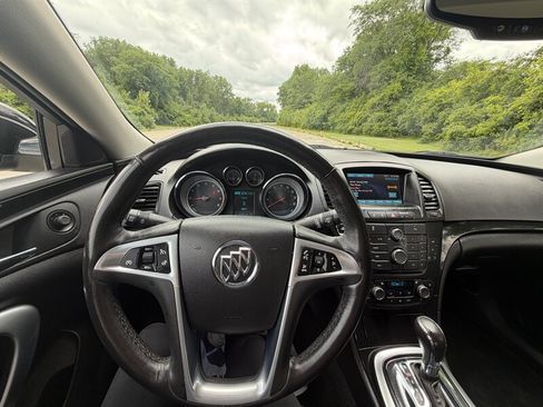 Used 2013 Buick Regal Premium FWD image 12