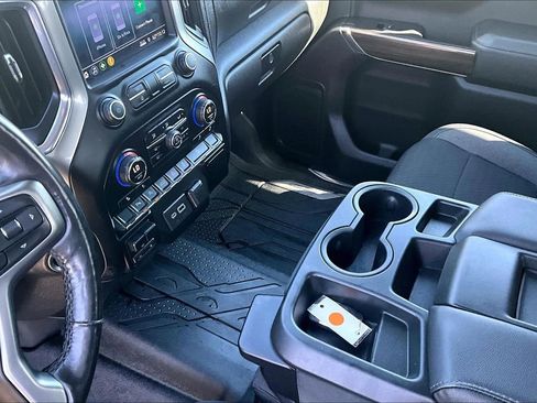 Used 2019 Chevrolet Silverado 1500 RST AWD/4WD image 25