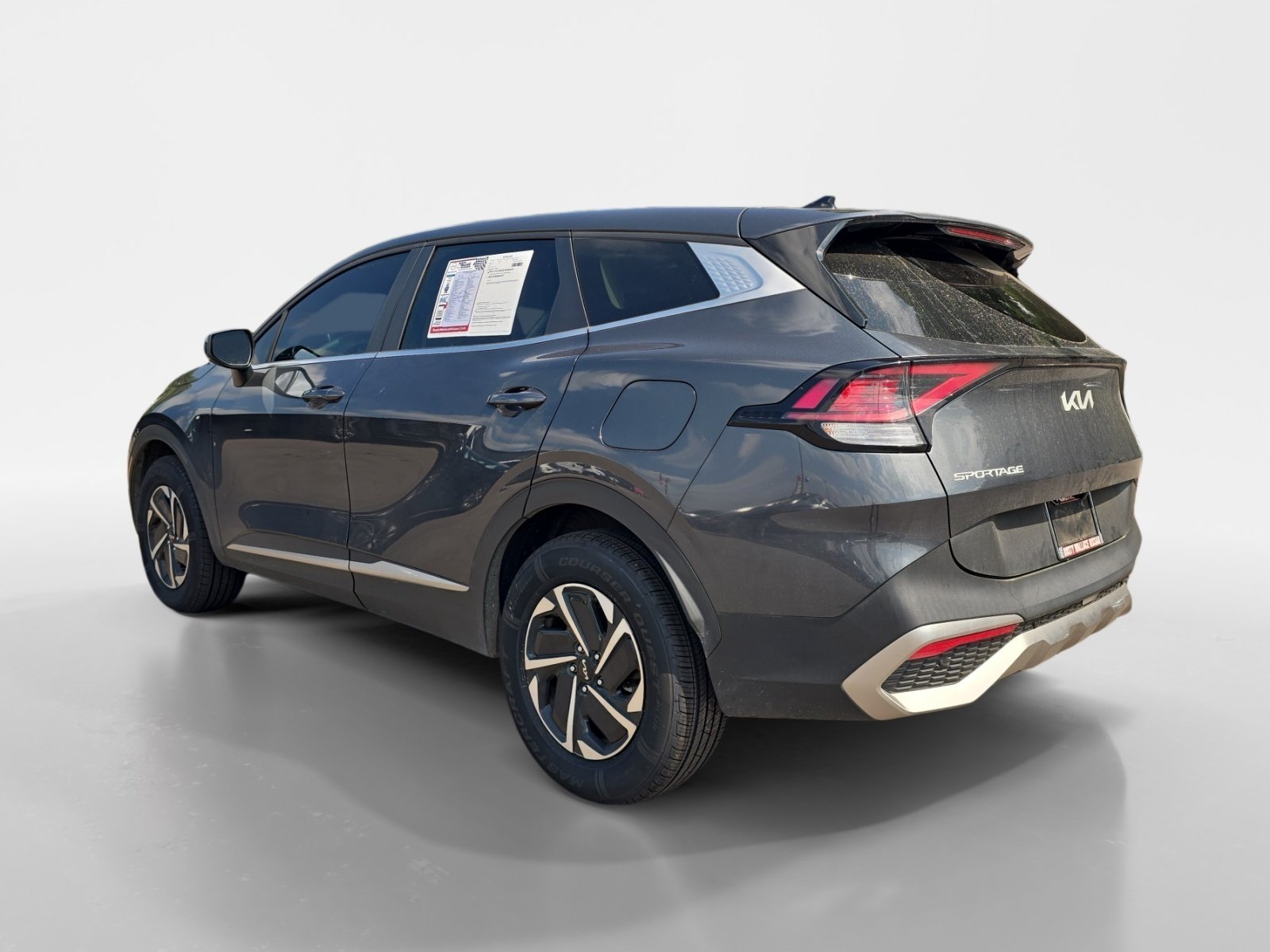 Used 2023 Kia Sportage LX AWD/4WD image 3