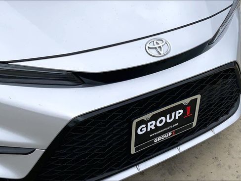 Used 2025 Toyota Corolla SE image 29