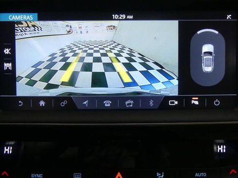 Used 2020 Jaguar F-PACE Premium image 10