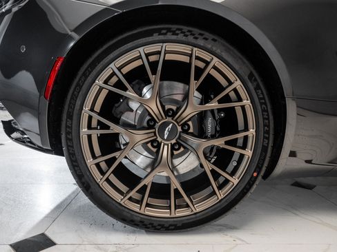 Used 2025 Aston Martin DB12 Coupe image 45