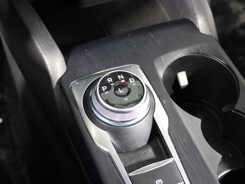 Used 2022 Ford Escape SE image 18