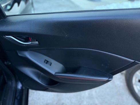 Used 2015 MAZDA MAZDA3 s Touring image 20