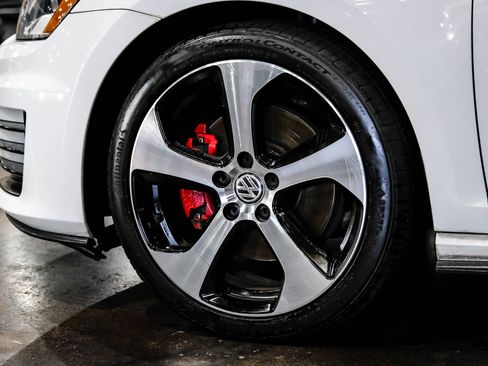 Used 2015 Volkswagen GTI S FWD image 49