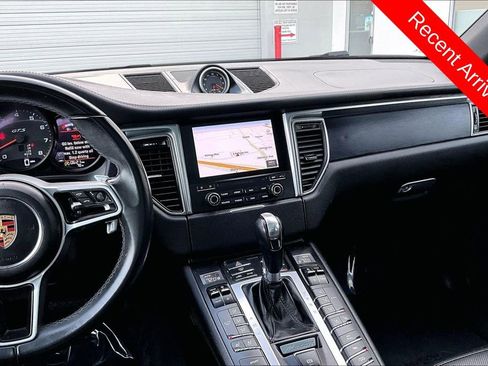 Used 2017 Porsche Macan GTS image 9