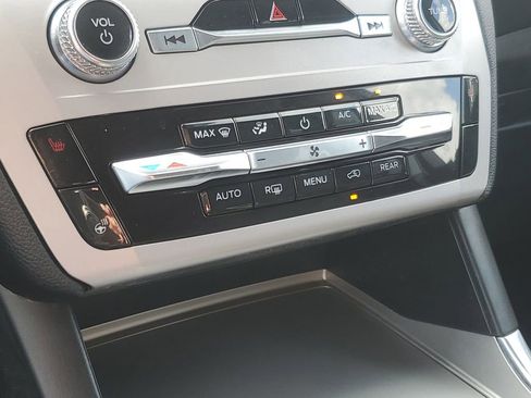 Used 2023 Ford Explorer XLT w/ Equipment Group 202A image 19