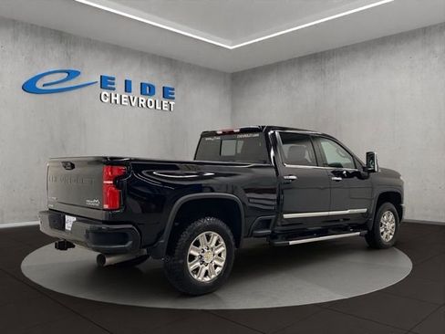New 2026 Chevrolet Silverado 2500 High Country w/ Max Trailering Package AWD/4WD image 3