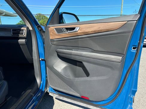 Used 2026 Volkswagen Atlas SE FWD image 17