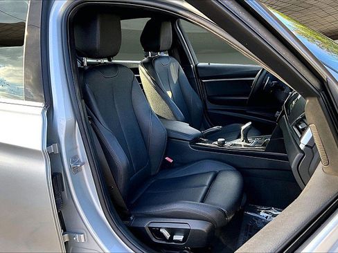Used 2017 BMW 330i Sedan image 7