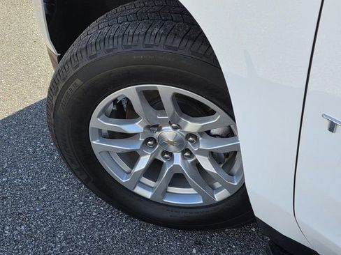 Used 2021 Chevrolet Tahoe LT image 35