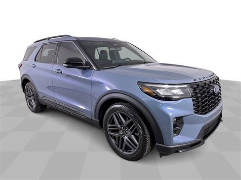 Used 2025 Ford Explorer ST w/ Sun And Sound Package image 2