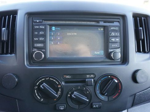 Used 2015 Nissan NV200 SV w/ Technology Package image 21