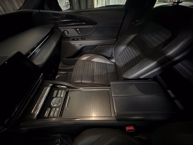 Used 2024 Lincoln Nautilus Reserve w/ Equipment Group 202A AWD/4WD image 21