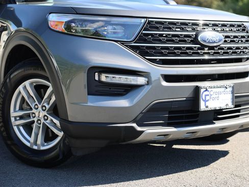 Certified 2023 Ford Explorer XLT w/ Equipment Group 202A AWD/4WD image 35