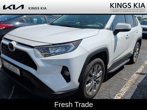 Used 2019 Toyota RAV4 XLE Premium w/ Cold Weather Package AWD/4WD image 1