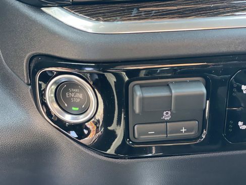 New 2026 GMC Sierra 1500 Elevation w/ Preferred Package RWD image 18