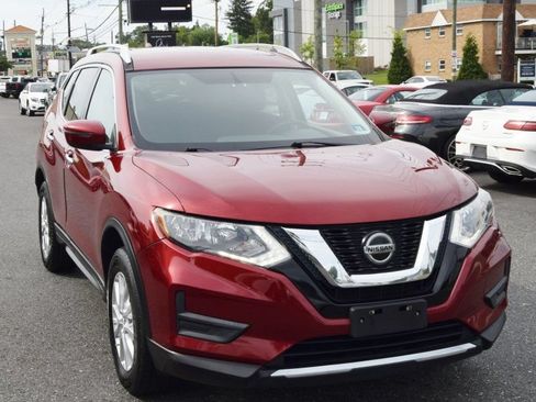 Used 2018 Nissan Rogue SV AWD/4WD image 7