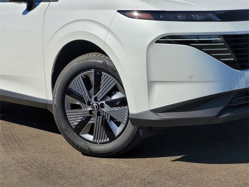 New 2025 Nissan Murano SL image 2