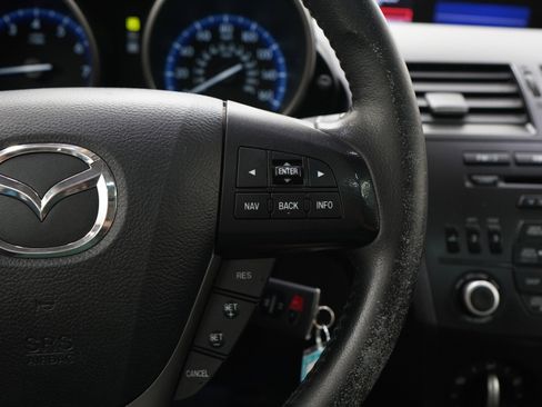 Used 2012 MAZDA MAZDA3 i Grand Touring w/ Tech Pkg FWD image 25