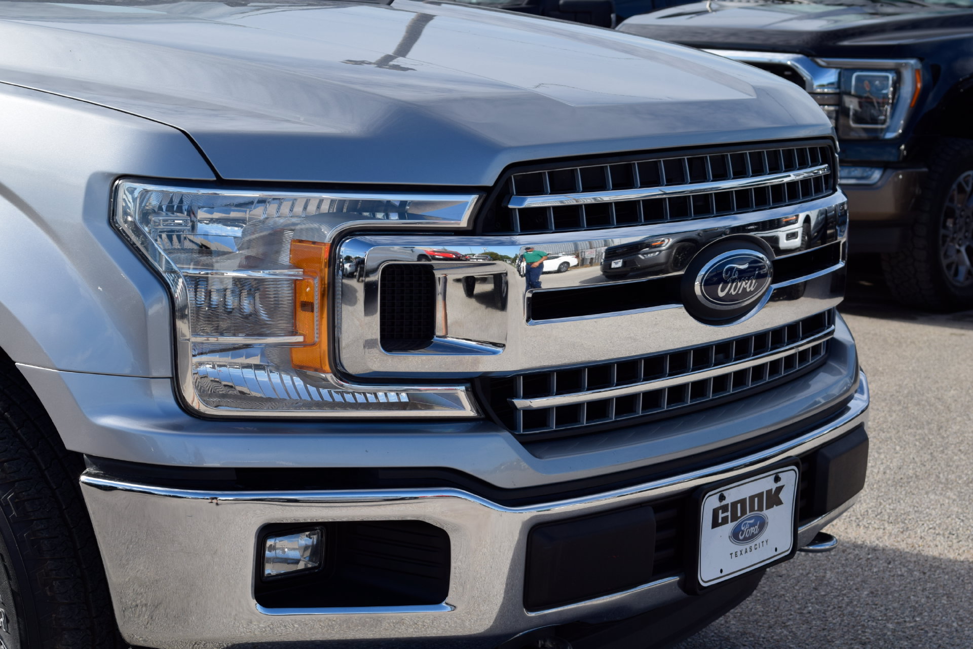 Used 2020 Ford F150 XLT w/ Equipment Group 302A Luxury AWD/4WD image 25