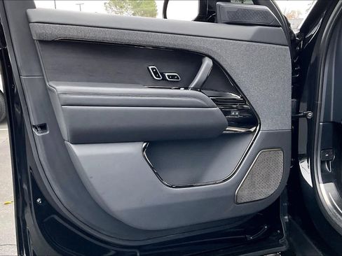 Used 2025 Land Rover Range Rover Sport Autobiography image 26