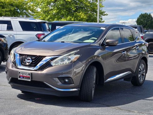 Used 2015 Nissan Murano S w/ Navigation Package image 3