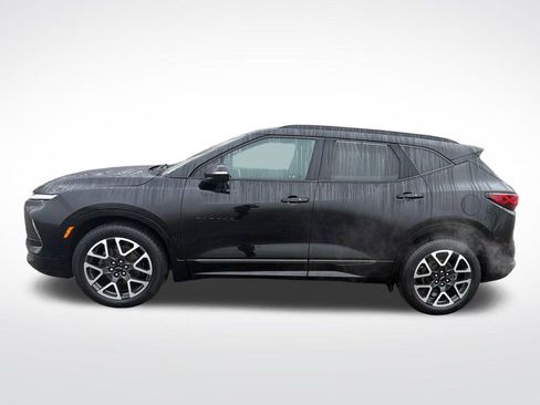 Used 2024 Chevrolet Blazer RS AWD/4WD image 2