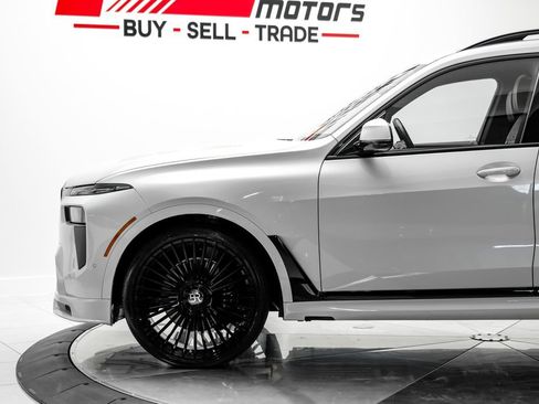 Used 2025 BMW ALPINA XB7 AWD/4WD image 14