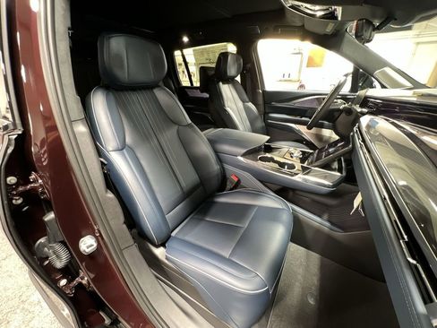 New 2025 Cadillac Escalade IQ Sport 2 image 28