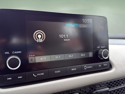 Used 2023 Honda HR-V LX image 18