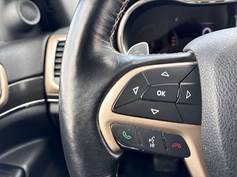 Used 2016 Jeep Grand Cherokee Limited image 23